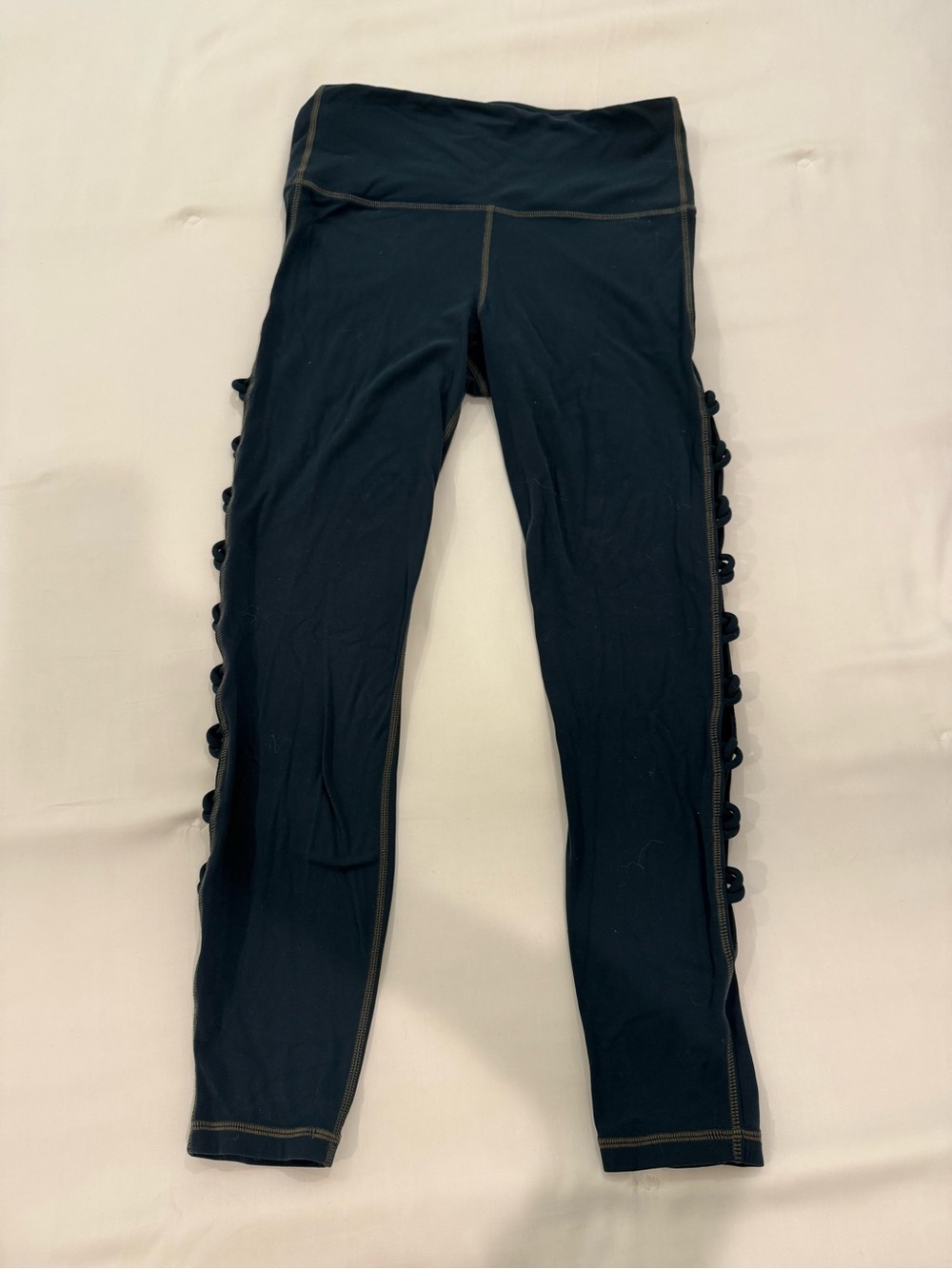Navy Athleta Crop Leggings